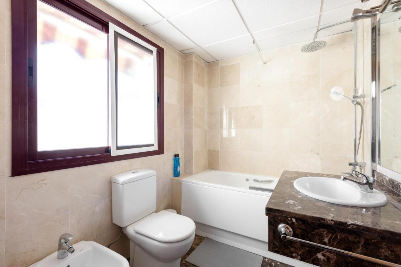 Carmen Estacion Apartment Malaga Ngoại thất bức ảnh