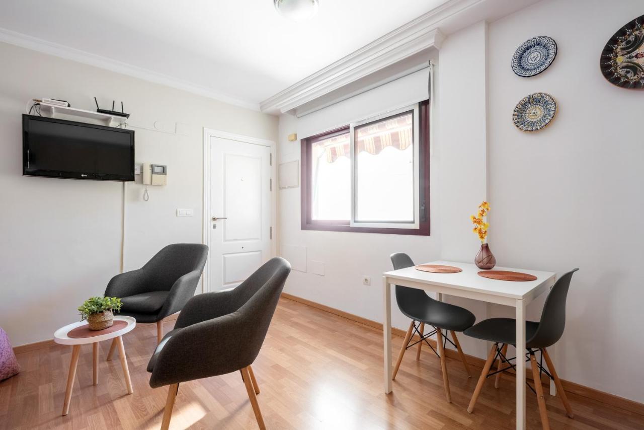 Carmen Estacion Apartment Malaga Ngoại thất bức ảnh